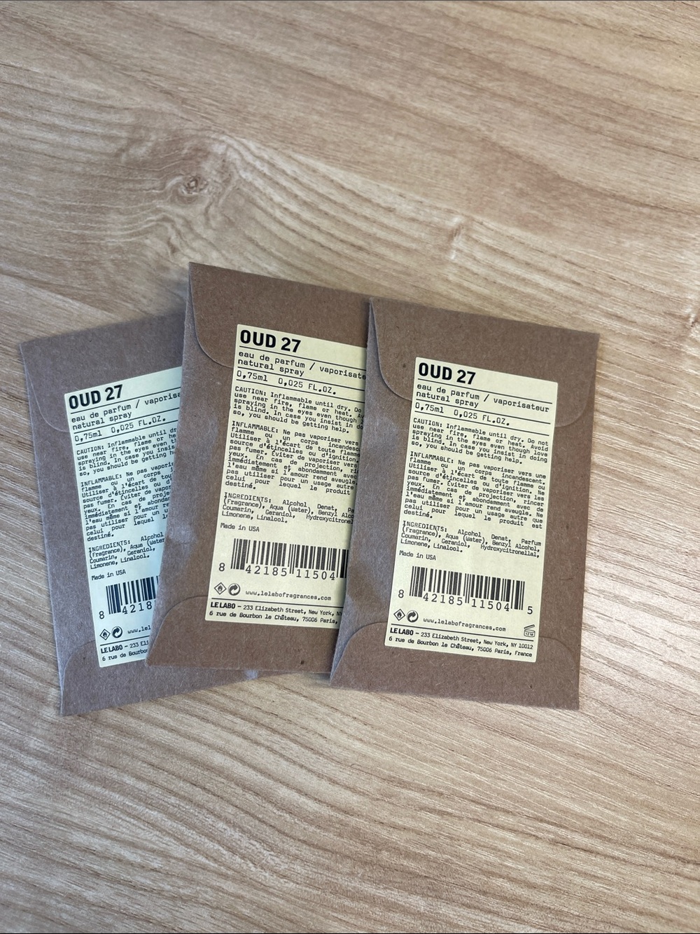 Le Labo Oud 27 samples
Set of 3